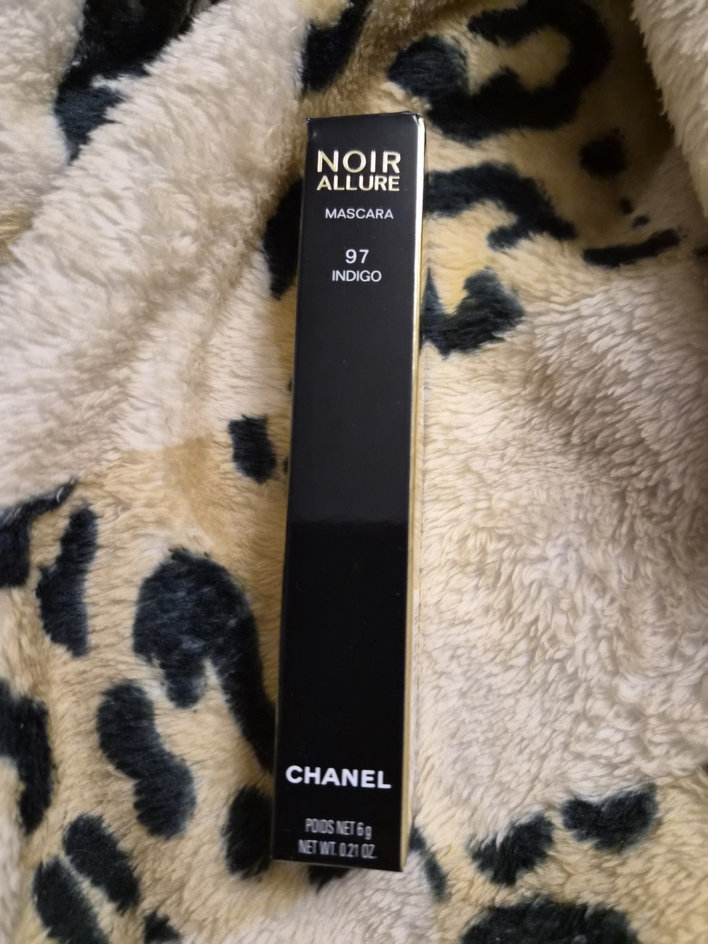 CHANEL Noir Allure Mascara 97 Indigo - Black & Gold Packaging